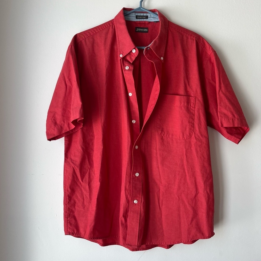 St. John’s Bay Red Short Sleeve Button-Up Size Large Worry Free Cotton Blend